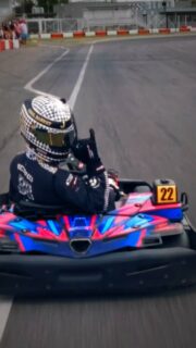 Juste moi, un drone, et @dorianboccolacci en pleine course 🔥
C'était au @karting2muret, et franchement quelle ambiance! Merci @bocco_kart pour ce moment.
#fpv #karting #racing